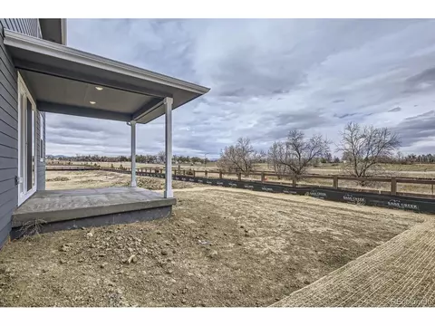 Exterior - 46418 Heritage Ave, Bennett, CO 80102 photo 6 of 7