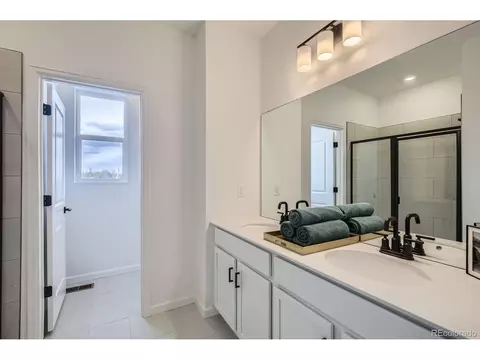 Bath - 46418 Heritage Ave, Bennett, CO 80102 photo 2 of 4