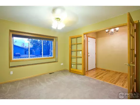 907 Vista Ct, Windsor, CO 80550 photo 4