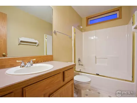 907 Vista Ct, Windsor, CO 80550 photo 16