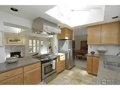 220 Mohawk Dr, Boulder, CO 80303 photo 9