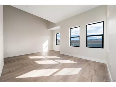 Living - 378 E Agate Ave #3B, Granby, CO 80446 photo 6 of 8