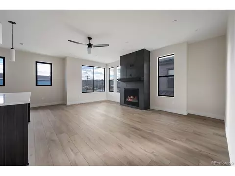 Living - 378 E Agate Ave #3B, Granby, CO 80446 photo 4 of 8