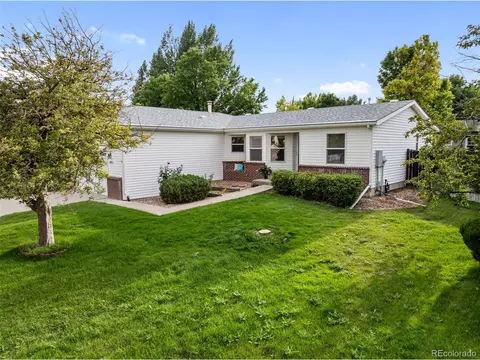 5879 S Riviera Ct, Centennial, CO 80015