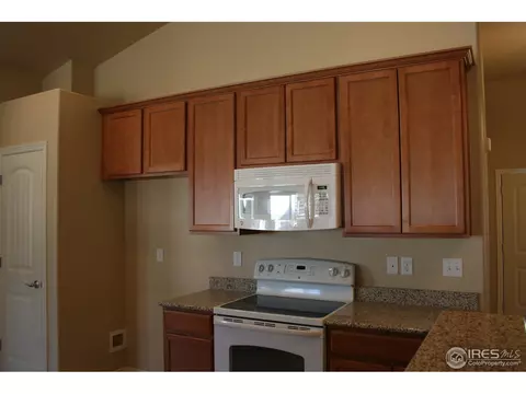 9039 Eldorado Ave, Longmont, CO 80504 photo 3