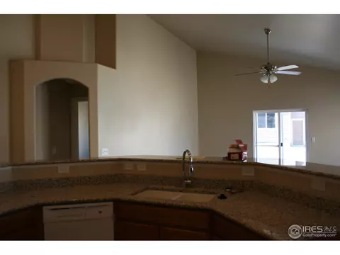 9039 Eldorado Ave, Longmont, CO 80504 photo 4