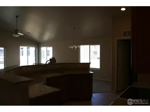 9039 Eldorado Ave, Longmont, CO 80504 photo 2