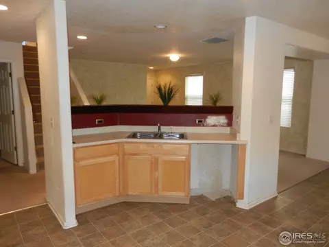 2367 E 110th Dr, Northglenn, CO 80233 photo 4
