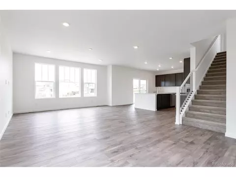 698 Yankee Boy Loop, Elizabeth, CO 80107 photo 9