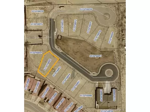2 Aquila Dr, Pueblo, CO 81008