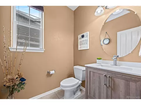 Bath - 22389 E Chenango Dr, Aurora, CO 80015 photo 1 of 4