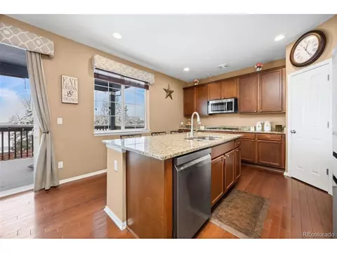 Kitchen - 22389 E Chenango Dr, Aurora, CO 80015 photo 2 of 4