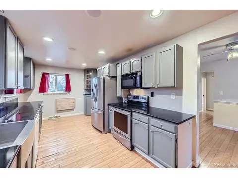3550 E 91st Ave, Thornton, CO 80229 photo 11