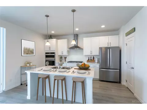 26705 E Bayaud Ave, Aurora, CO 80018 photo 2