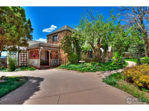 1560 Cress Ct, Boulder, CO 80304 photo 2