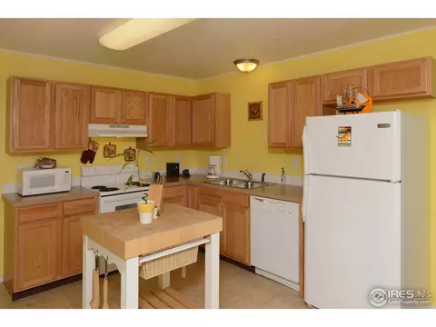 924 E 25th St, Greeley, CO 80631 photo 5