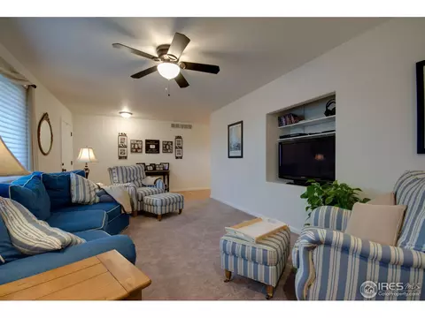 109 E Chestnut St, Windsor, CO 80550 photo 3