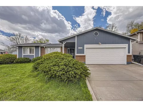 9730 W Wagon Trail Dr, Littleton, CO 80123