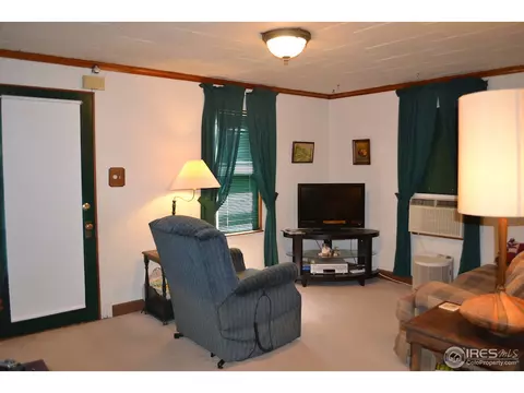 431 N 7th St, Sterling, CO 80751 photo 2