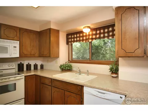 1503 Willow Dr, Berthoud, CO 80513 photo 7