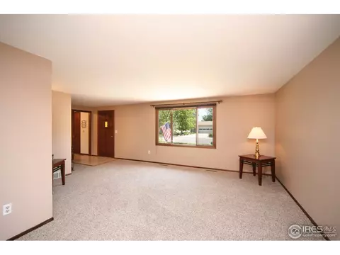 1503 Willow Dr, Berthoud, CO 80513 photo 3