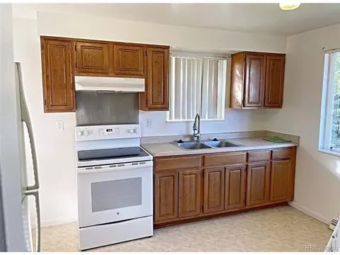 9650 W 25th Pl, Lakewood, CO 80215 photo 2
