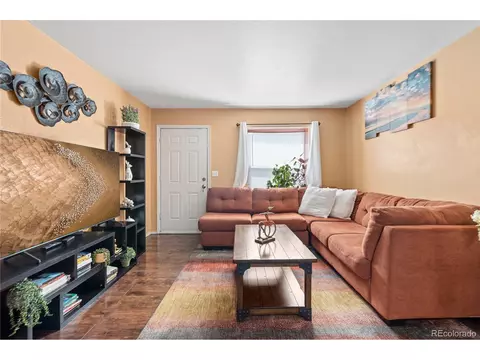 15785 E 13th Pl, Aurora, CO 80011 photo 6