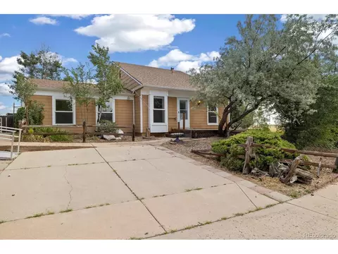 20797 E Coolidge Pl, Aurora, CO 80011