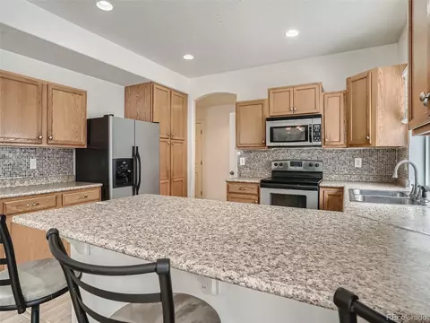 18633 E 46th Ave, Denver, CO 80249 photo 8