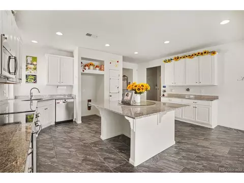 Kitchen - 18754 Robins Dr, Denver, CO 80249 photo 4 of 4