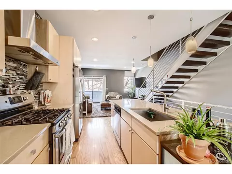 826 25th St, Denver, CO 80205 photo 8