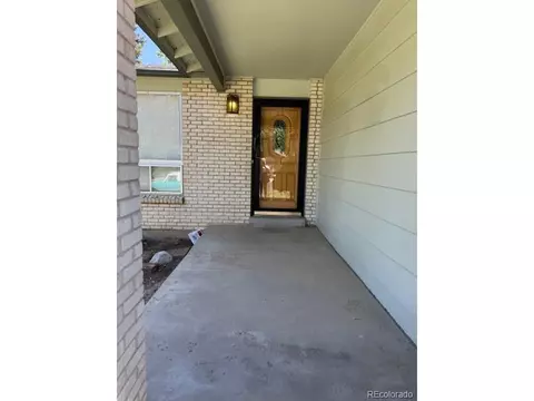 Exterior - 16180 E Flora Pl, Aurora, CO 80013 photo 2 of 8