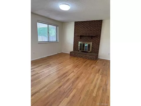 Living - 16180 E Flora Pl, Aurora, CO 80013 photo 5 of 6
