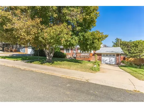 105 S Harding Ave, Johnstown, CO 80534