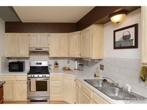 617 Munson Ct, Berthoud, CO 80513 photo 5