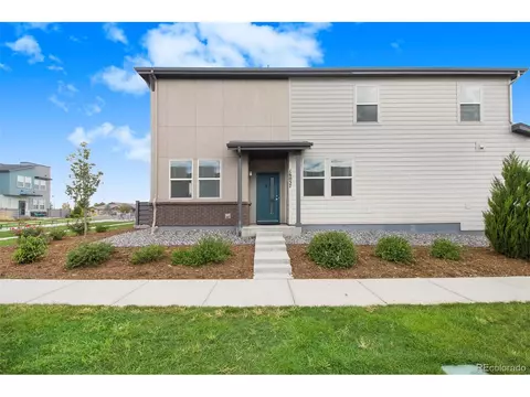 16057 E Warner Dr, Denver, CO 80239 photo 20