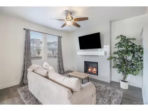 16057 E Warner Dr, Denver, CO 80239 photo 2
