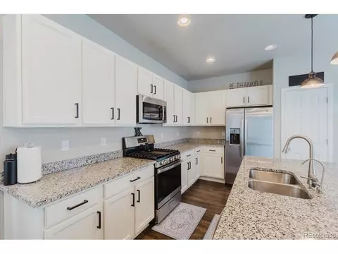 Kitchen - 19085 E 66th Ave, Denver, CO 80249 photo 3 of 4