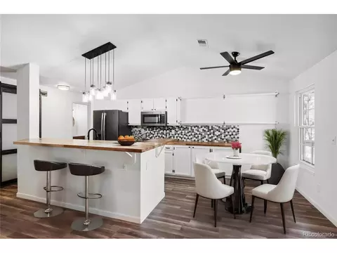 10950 W Florida Ave #322, Lakewood, CO 80232