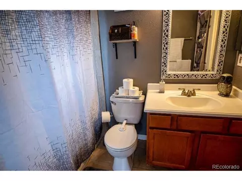 19082 E Mansfield Dr, Aurora, CO 80013 photo 10