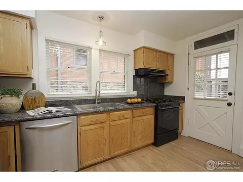 727 Pearl St, Boulder, CO 80302 photo 6