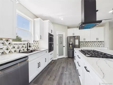 Kitchen - 14606 E 26th Pl, Aurora, CO 80011 photo 3 of 4