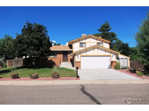 6881 Gray Dr, Arvada, CO 80003 photo 2