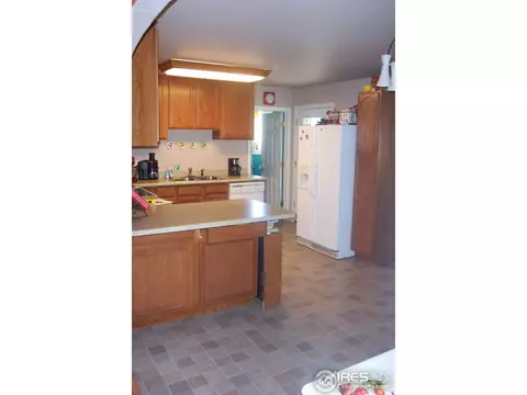 211 S Cedar Ave, Akron, CO 80720 photo 5