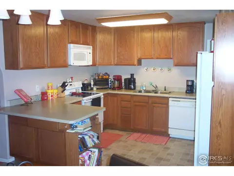 211 S Cedar Ave, Akron, CO 80720 photo 6