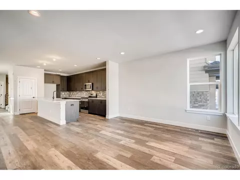 21642 E 60th Ave, Aurora, CO 80019 photo 5