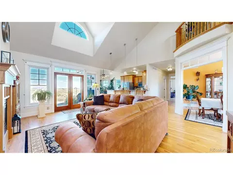 983 Pinehurst Ct, Bennett, CO 80102 photo 4