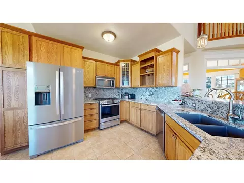983 Pinehurst Ct, Bennett, CO 80102 photo 10