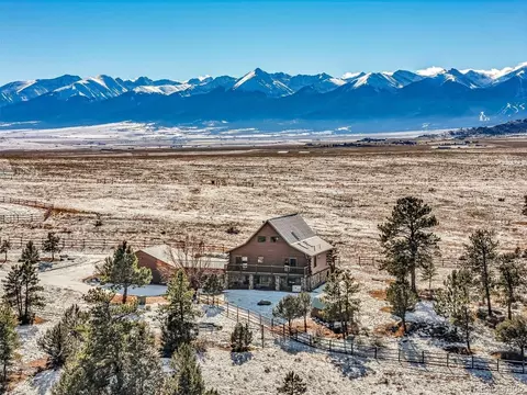 4005 Oak Grove Cir, Westcliffe, CO 81252
