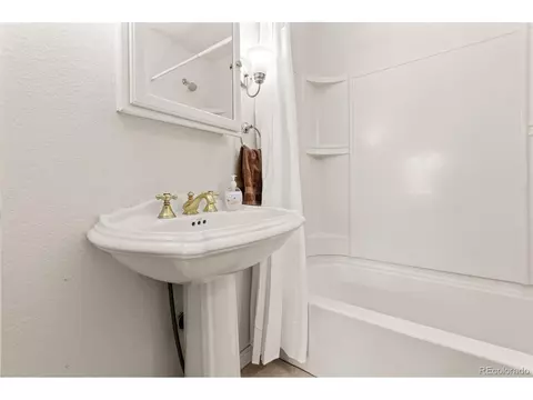 Bath - 211 Appleby St, Bailey, CO 80421 photo 1 of 6